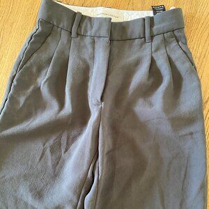 Aritzia Effortless Pant - GRAY - Size 2